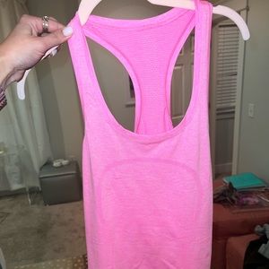 Lululemon swiftly tech tank